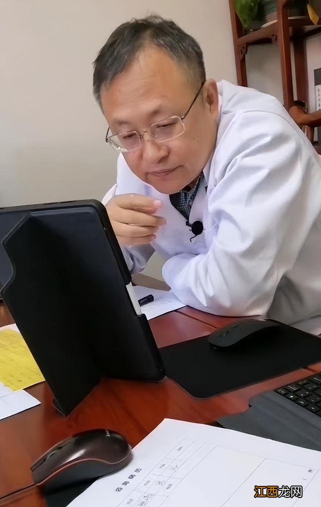 白酒泡辣椒有什么功效,高度白酒泡辣椒功效,点击[了解更多]