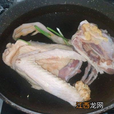 鸭肉和什么炒最好吃 鸭肉用什么配菜炒好吃