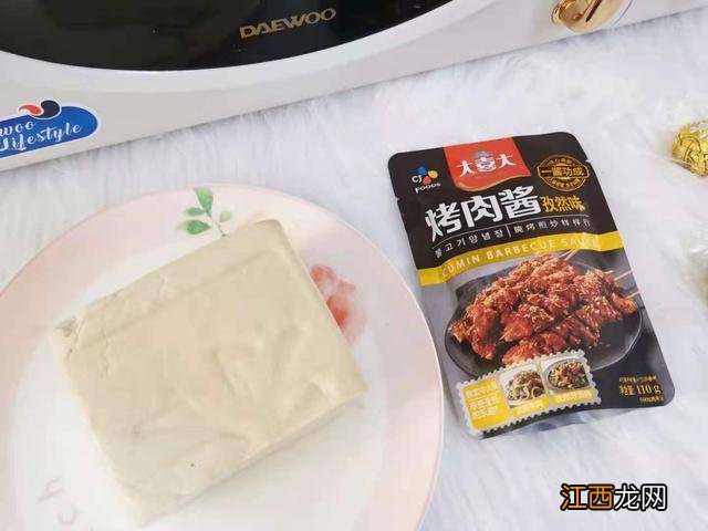 微波炉带盘子好还是不带盘子好 微波炉能做啥菜好吃