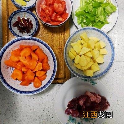 炖牛肉放什么菜 炖牛肉放什么菜好吃