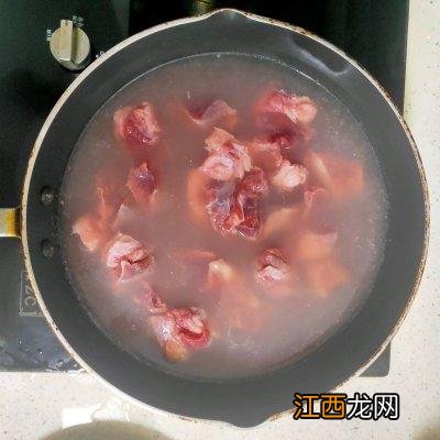 炖牛肉放什么菜 炖牛肉放什么菜好吃