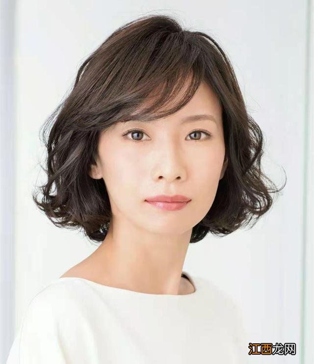 栗子色染出来是什么颜色 生板栗里面是什么颜色