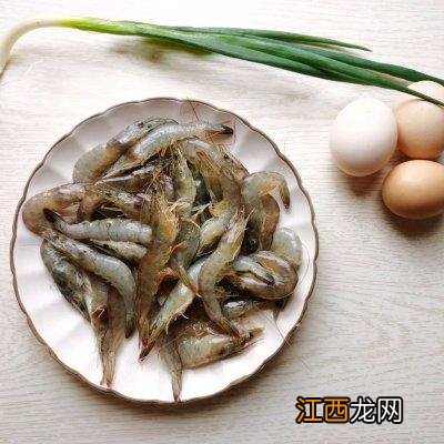 虾仁炒啥比较好吃 虾仁炒什么好