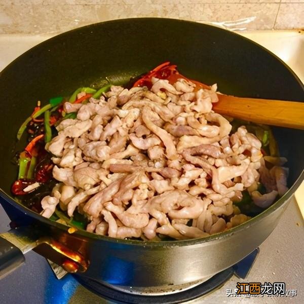 鱼香肉丝属于什么菜系啊 鱼香肉丝什么菜系