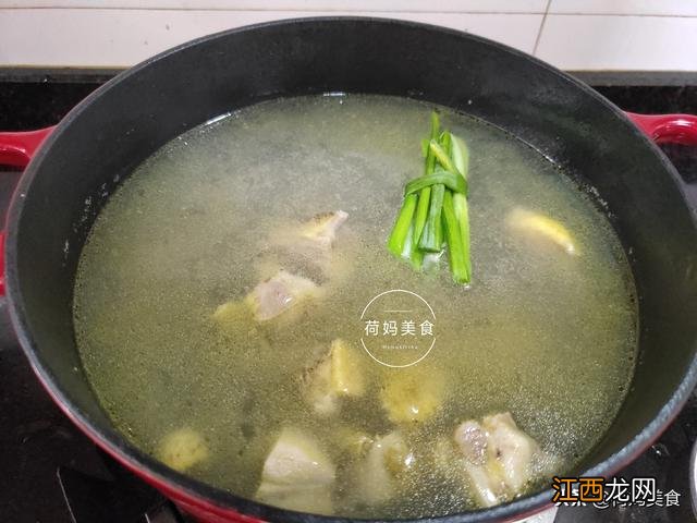 炖鸡的菌子有哪些 鸡汤炖什么菌类