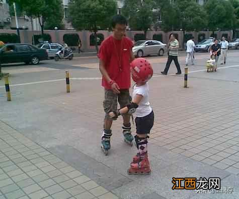 怎么样会把溜冰学会,怎样教自家孩子学第一堂轮滑课？