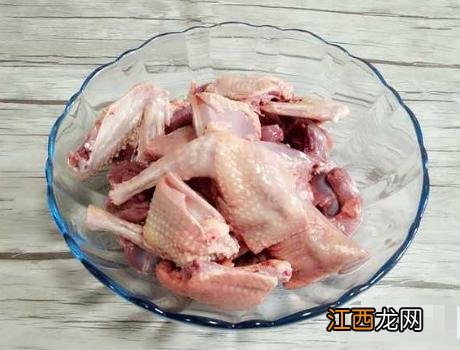 鸽子肉能和猪肉同吃吗 鸽子和猪肉炖放什么好