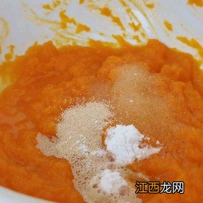 做南瓜饼要放什么东西 做甜南瓜饼需放什么材料