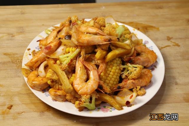 吃虾为什么要去虾线 为什么要挑出虾线