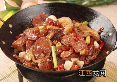 狗肉可以和什么菜一起烧 狗肉用什么烧