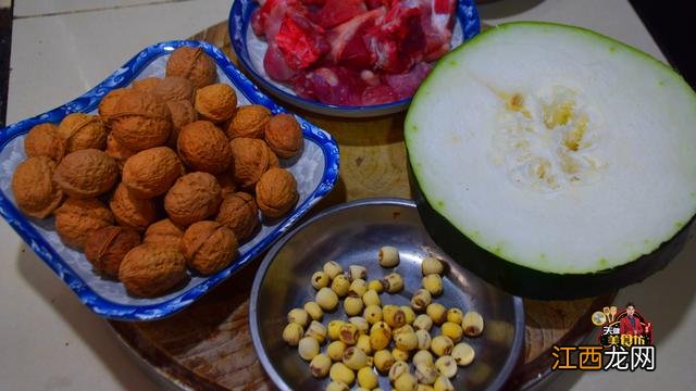 盐水煮核桃的做法和作用 核桃加盐水煮有什么功效