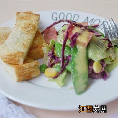 面包片配什么当早餐 早餐面包片夹什么吃好吃