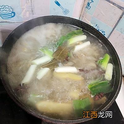 肉皮冻是什么 皮冻什么样的好