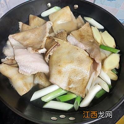 肉皮冻是什么 皮冻什么样的好