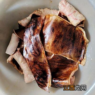 肉皮冻是什么 皮冻什么样的好