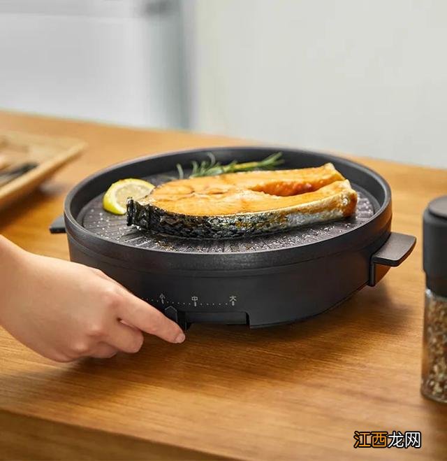 烤肉如何不溅油 烤盘烤肉烤什么 溅油怎么弄才能干净