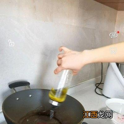 鹅肉和什么一起烧最好吃 烧鹅里面加什么好吃一点