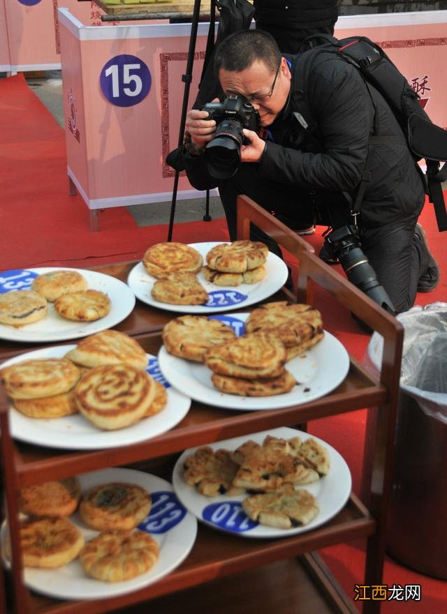 做烧饼的擀面杖图片 山西做烧饼用什么擀面杖好