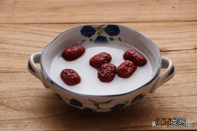 木耳宜搭什么食物 木耳宜和什么搭配