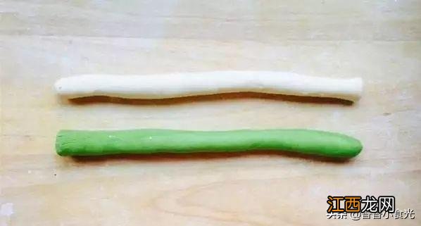 红色饺子皮用什么材料 红色水饺用什么做成的