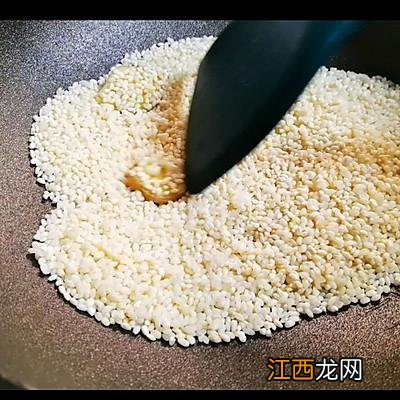 大米搭配什么煮粥最好 大米熬粥放什么菜好