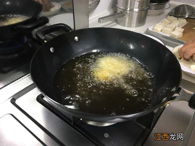 炸豆泡用什么豆腐 炸豆腐泡怎么炸又蓬松又好吃