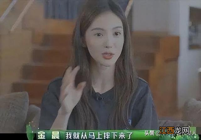 牛奶加热之后出现奶花是什么原因 为什么煮奶时有油花呢