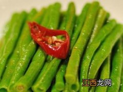 江豆和豇豆一样吗 豇豆是什么样的植物