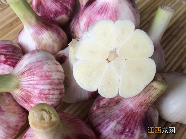大蒜怎么吃好最有营养 大蒜什么吃好一点