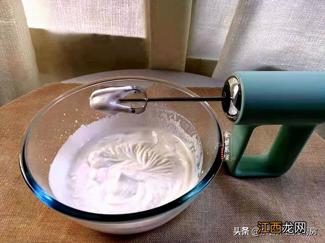 鸡蛋清打不发的原因 为什么鸡蛋打不发