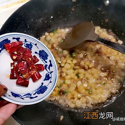 白萝卜丁怎么炒好吃 白罗卜抄什么最好吃