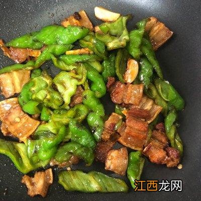 青椒炒肉用几个青椒 青椒肉丝要用什么辣椒