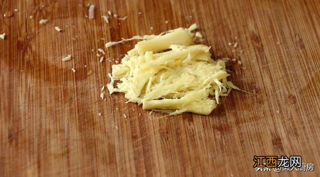 炸鸡翅要用什么粉炸?炸鸡翅要用什么粉最好,整理的太好了