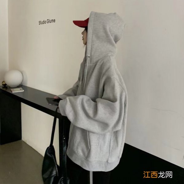 Oversize羽绒服 女生oversize什么意思