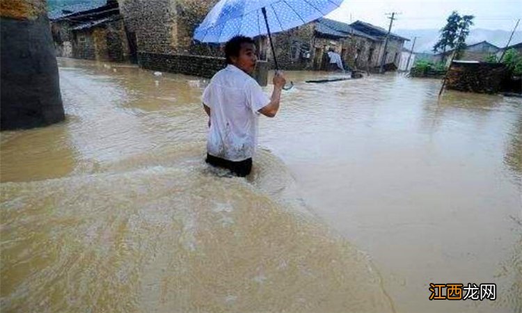 遇到洪水来不及撤离应该怎么办