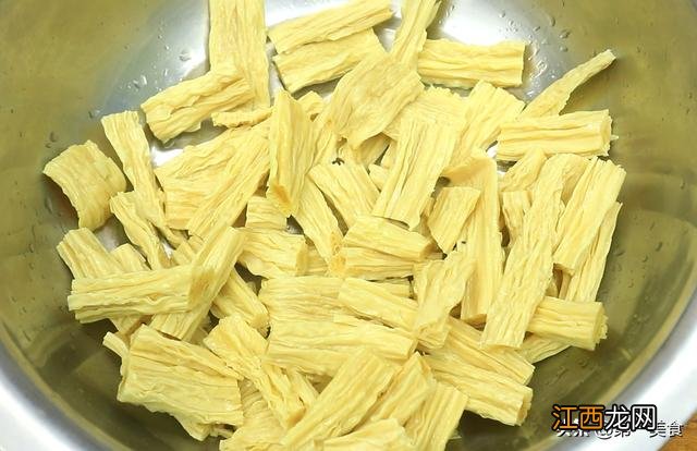 吃哪些食物能增强免疫力？吃什么补免疫力最快，关键因素，看这篇文章