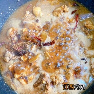 地锅鸡是什么样子的？地锅鸡是哪来的，此文已帮助很多人