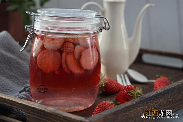 草莓酒有什么功效与作用?泡草莓酒的功效,强烈建议看完这篇文章