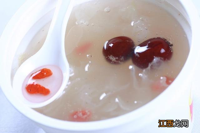 秋天煲什么汤给宝宝喝?秋天煲什么汤润肺止咳,建议需要听一听