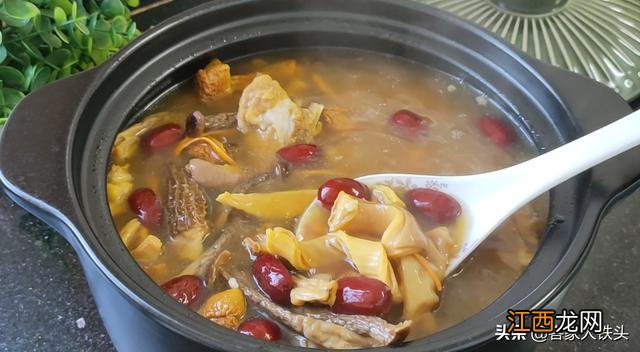 炖猪肚放什么比较好?炖猪肚里面要放些什么,这篇短文太好了!