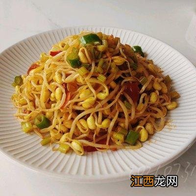 黄豆炒什么好吃简单？泡好的黄豆怎么炒好吃，很多人不知道