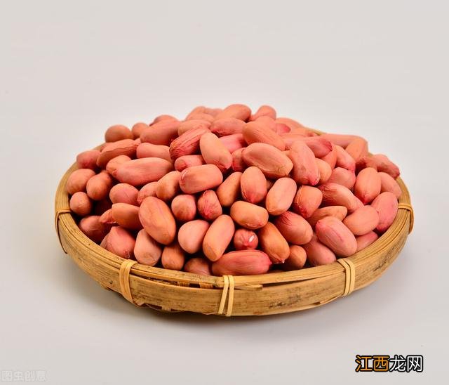 炒花生米什么时间放酒？炒花生米什么时候倒酒，强烈建议你看完这篇文章