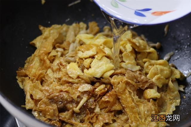 干豆皮炒什么菜好吃?干豆皮炒什么菜好吃,看完,会派上用场的