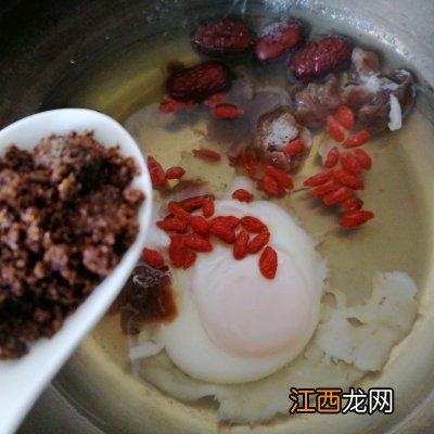 龙眼肉煲什么汤最好？龙眼煲什么汤好，别嫌麻烦，看完