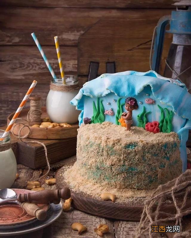 外国小姐姐吃蛋糕？美国人用手吃蛋糕，你应该知道的知识!