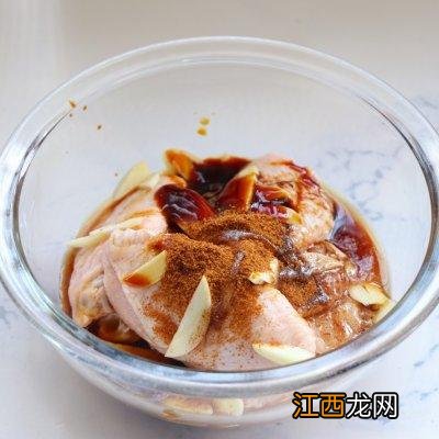 鸡翅没有蜂蜜用什么代替？蜜汁鸡翅是用哪种蜂蜜，这篇文章讲透了