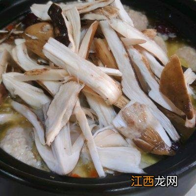 南瓜炖鸡用的什么鸡？用南瓜炖鸡怎么炖，只有这里可以了解