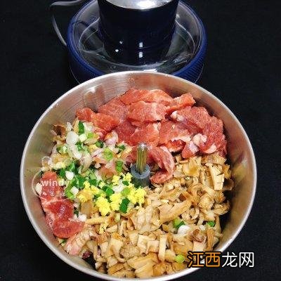 松茸和什么一起包饺子最合适？松茸饺子配什么菜好吃，有意思的文章