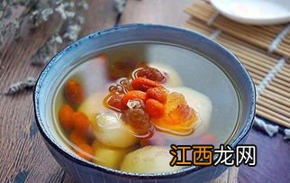 荸荠百合汤的功效 马蹄能和百合一起熬水喝吗