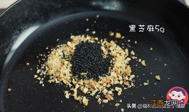 小婴儿吃哪种芝麻好？芝麻怎么给宝宝吃最好，看完这篇文章你就知道